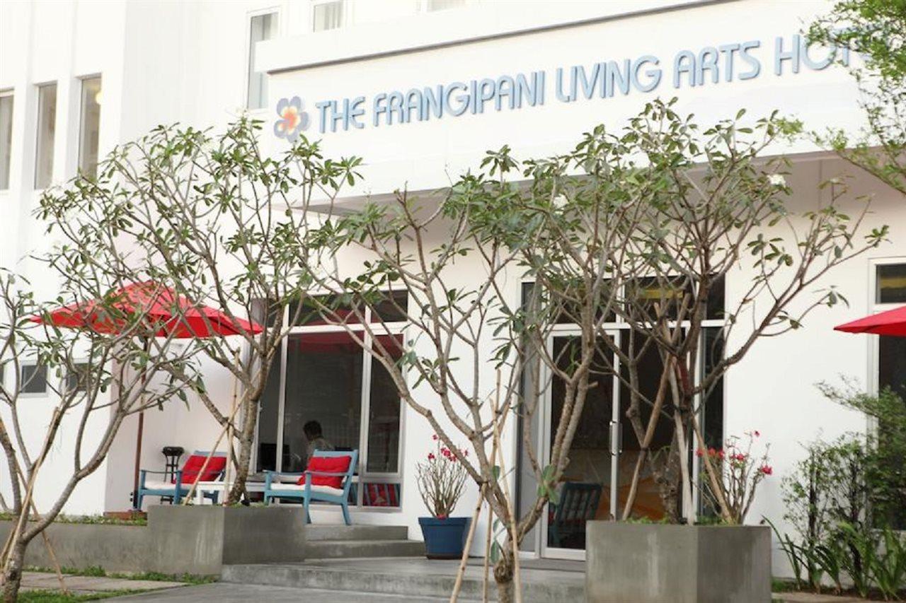 The Frangipani Living Arts Hotel And Spa Phnompenh Exteriér fotografie